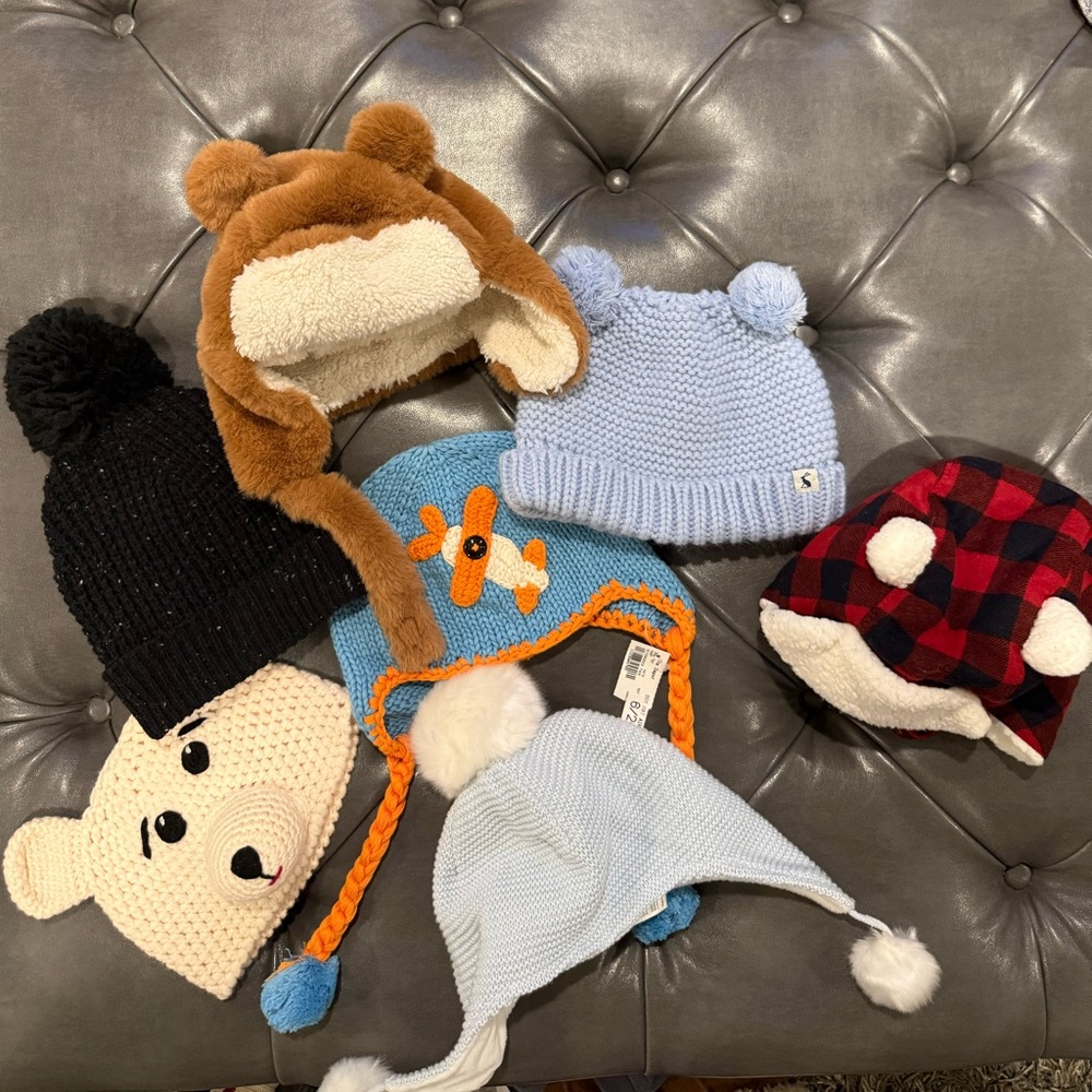 Winter hat bundle baby girl or boy (7 hats) - 0-24 months